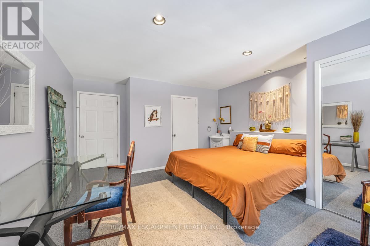 302783 Douglas Street, West Grey, ON - Indoor Photo Showing Bedroom