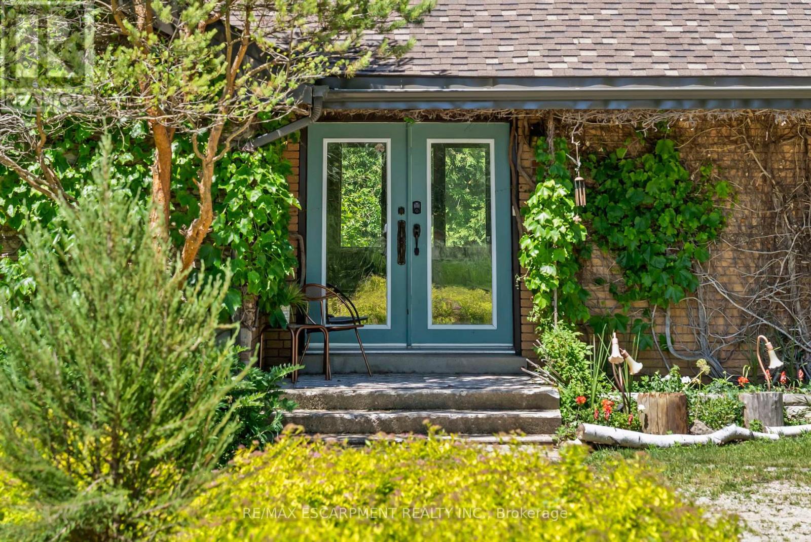 302783 Douglas Street, West Grey, ON - Outdoor