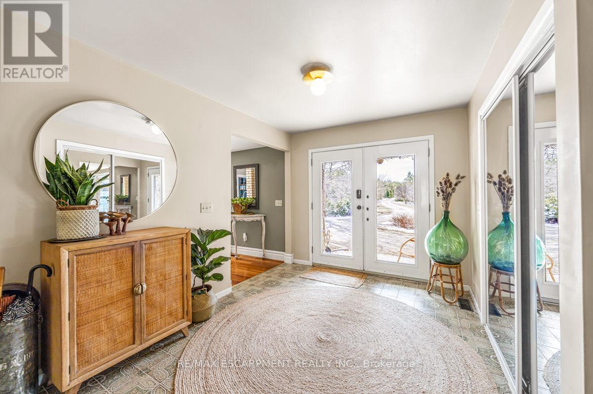 302783 Douglas Street, West Grey, ON - Indoor