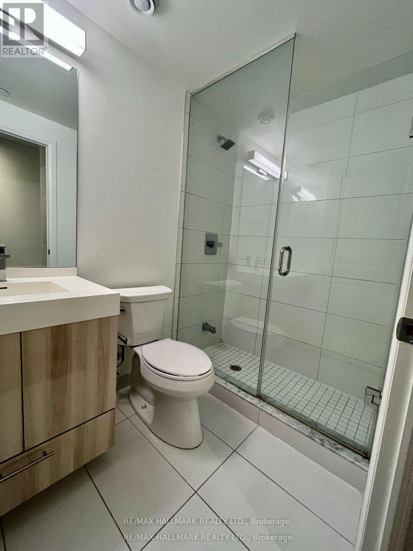 420 - 251 Jarvis Street, Toronto, ON - Indoor Photo Showing Bathroom
