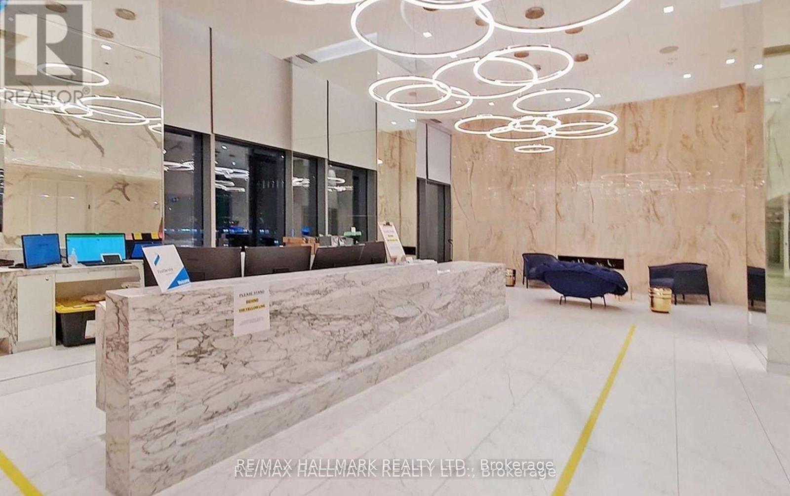 420 - 251 Jarvis Street, Toronto, ON - Indoor Photo Showing Bedroom