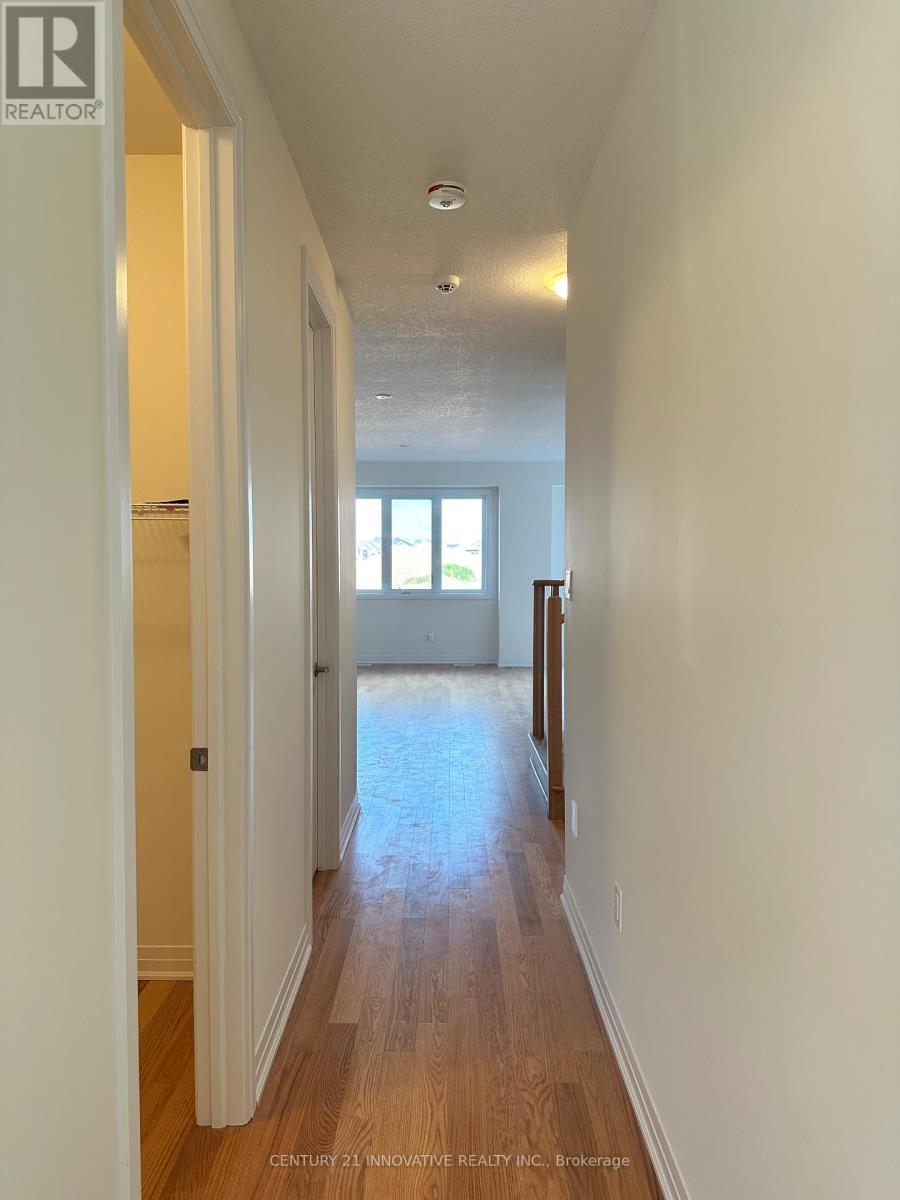 202 Port Crescent, Welland, ON - Indoor Photo Showing Other Room