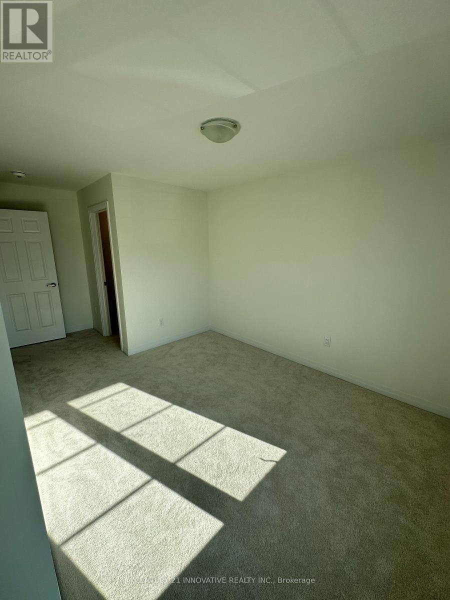 202 Port Crescent, Welland, ON - Indoor Photo Showing Other Room