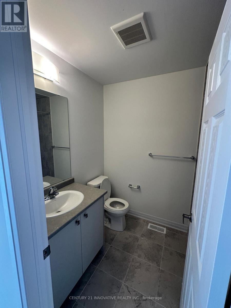 202 Port Crescent, Welland, ON - Indoor Photo Showing Bathroom
