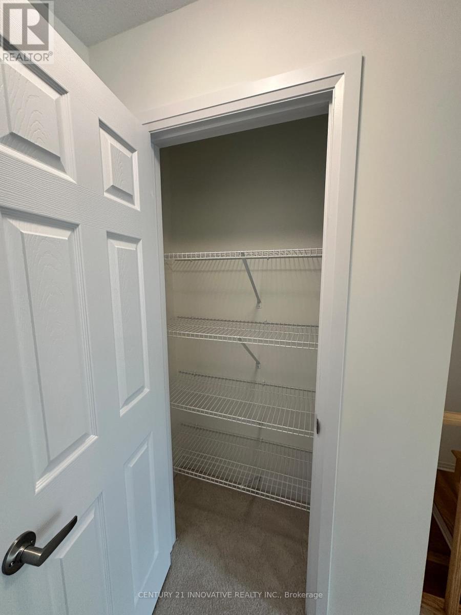 202 Port Crescent, Welland, ON - Indoor With Storage