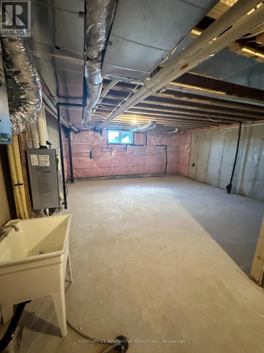 202 Port Crescent, Welland, ON - Indoor Photo Showing Basement