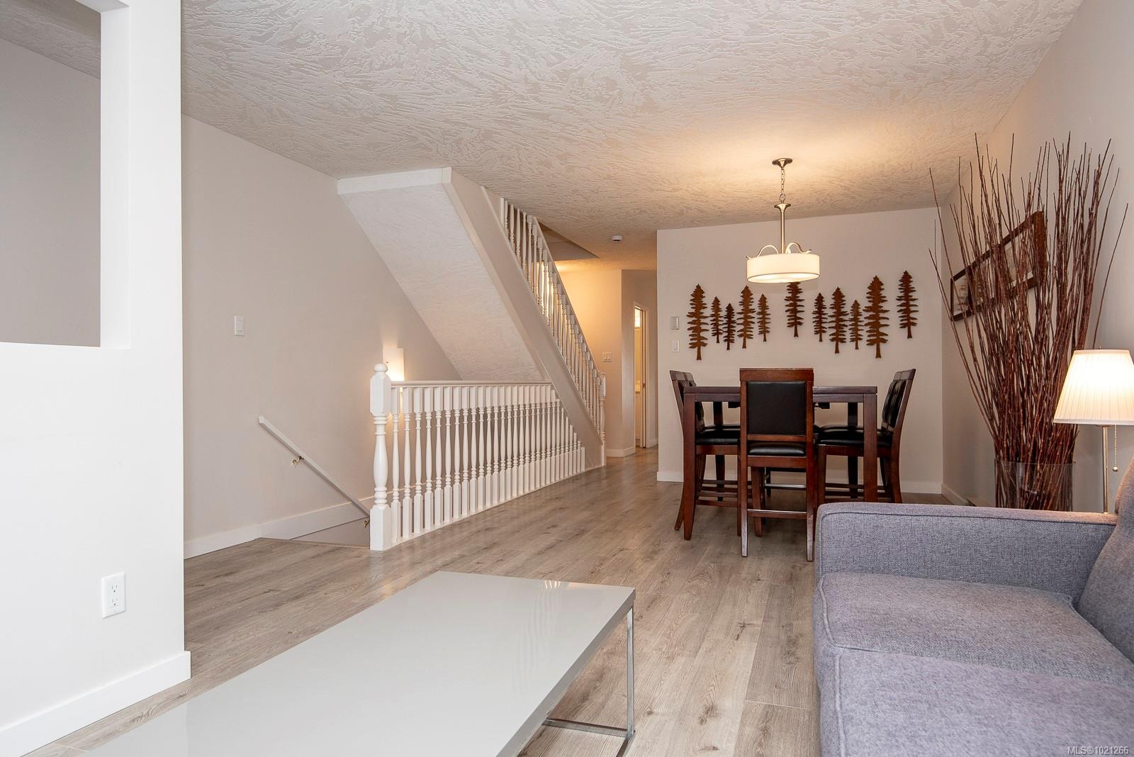 7-478 Culduthel Rd, Saanich, BC