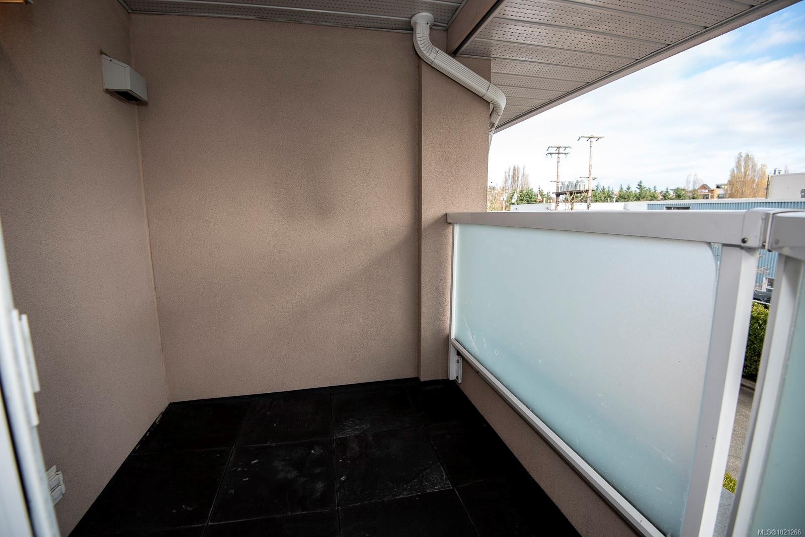 7-478 Culduthel Rd, Saanich, BC