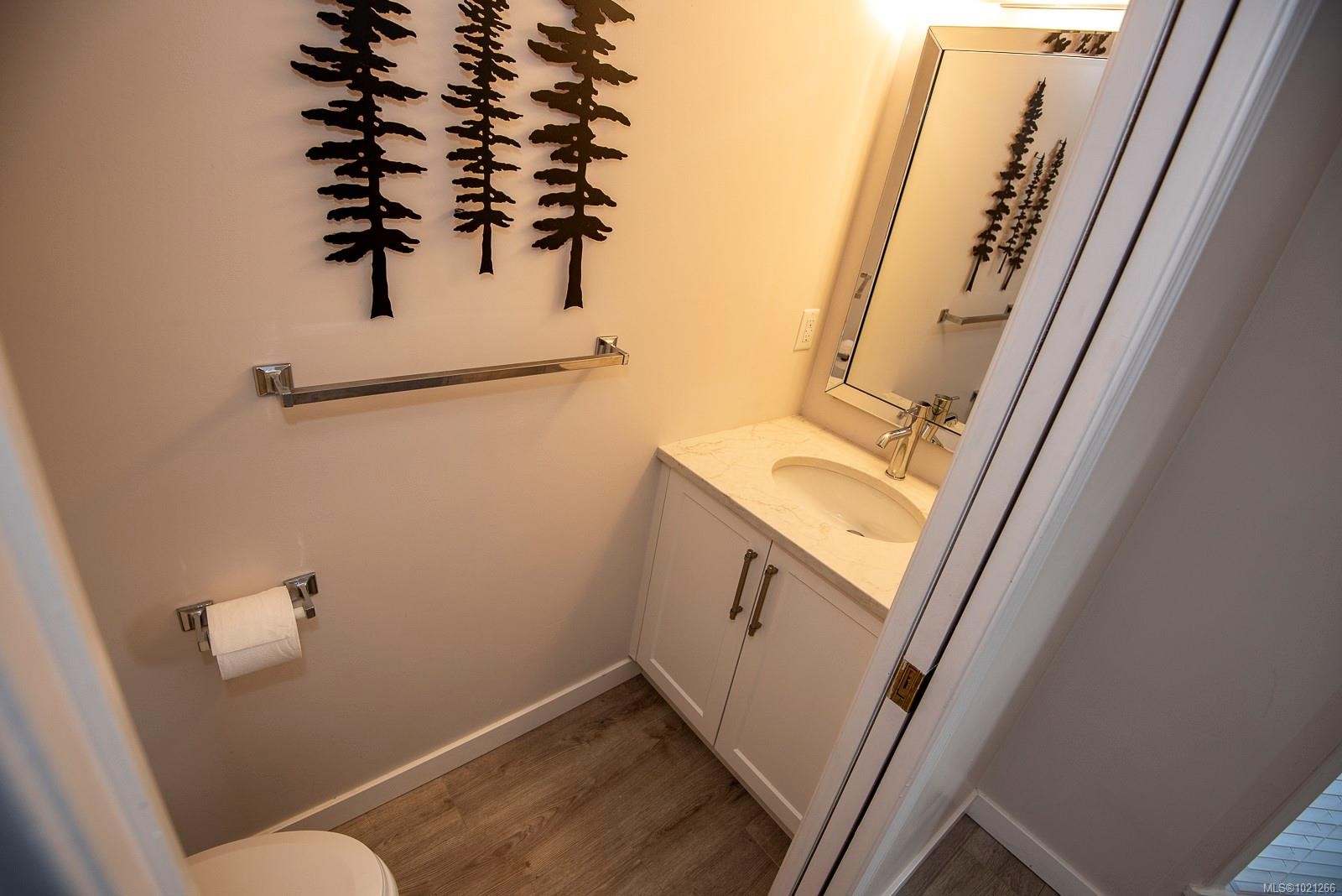 7-478 Culduthel Rd, Saanich, BC