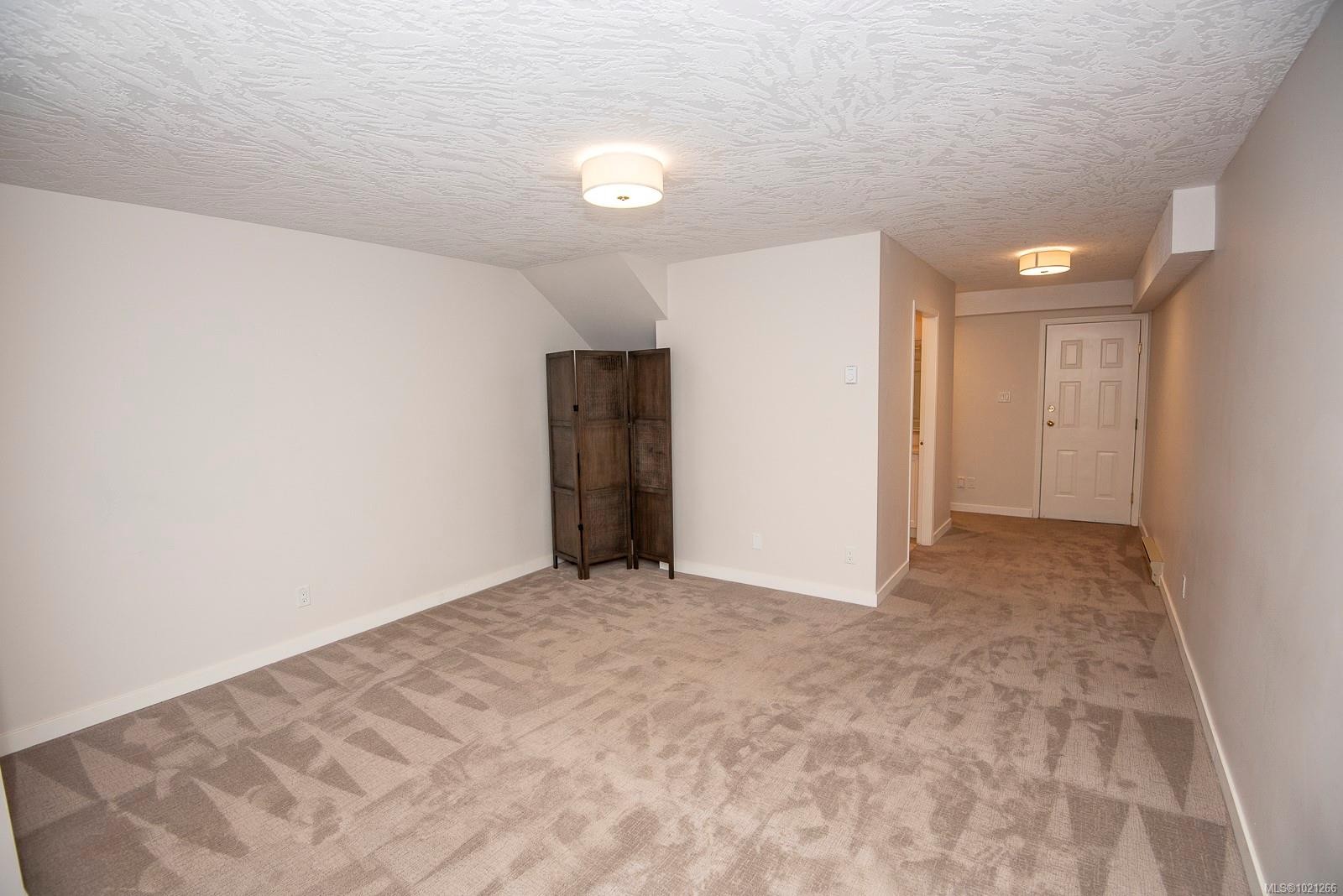 7-478 Culduthel Rd, Saanich, BC