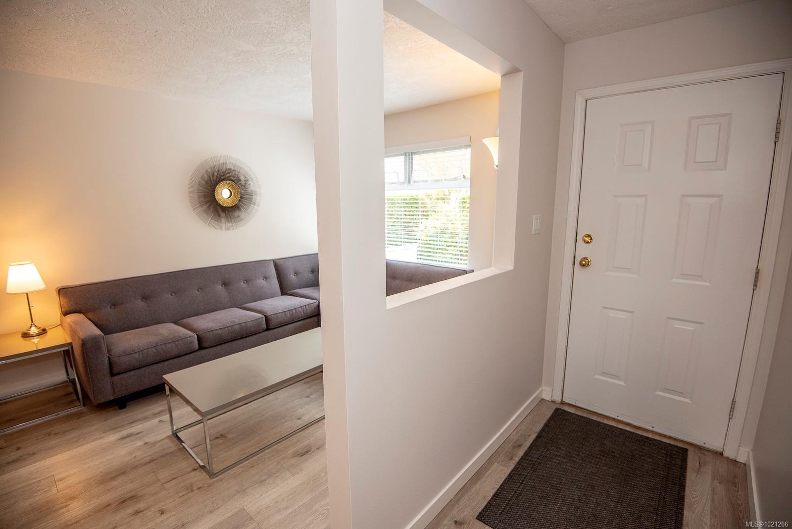 7-478 Culduthel Rd, Saanich, BC