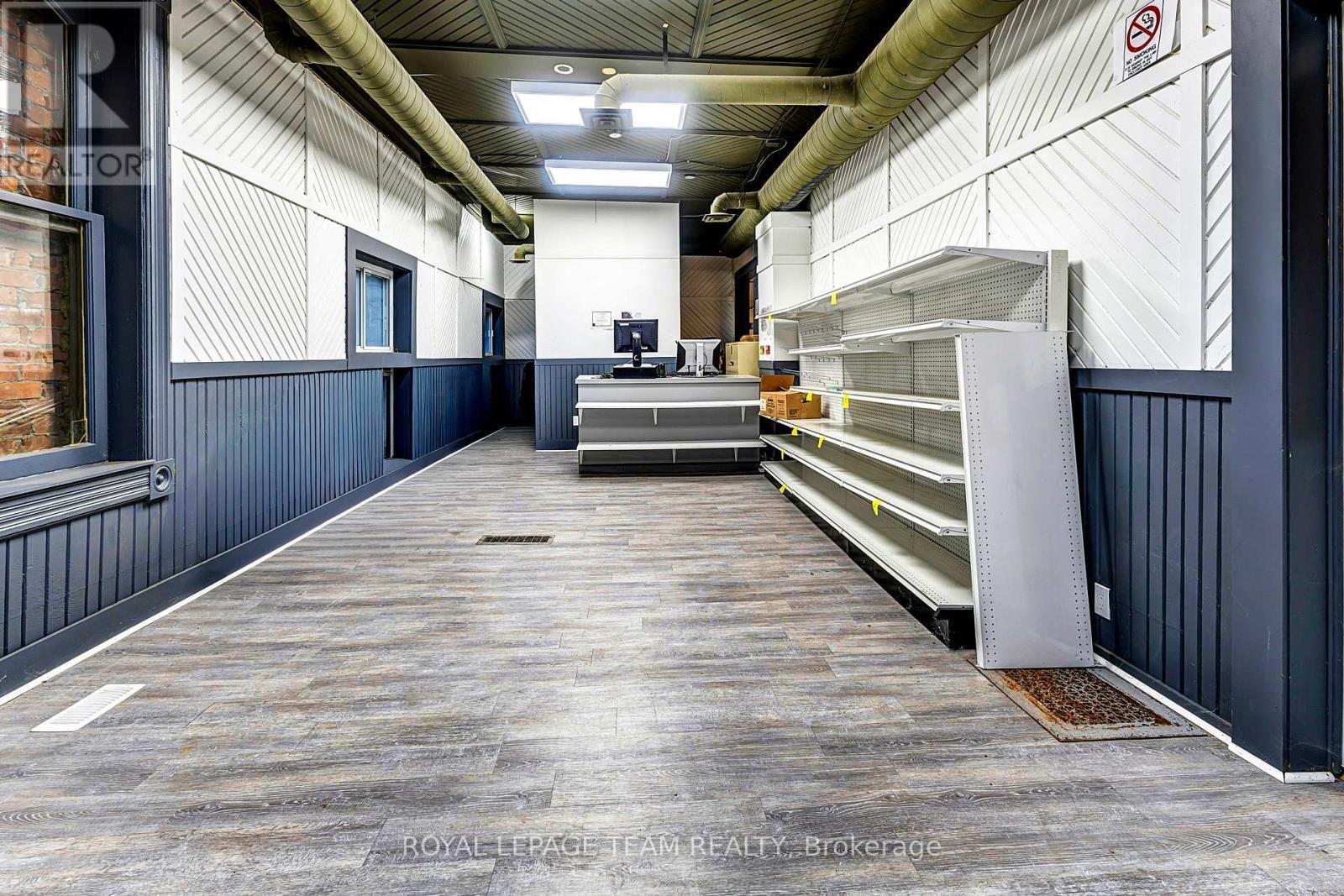 6594 Fourth Line Road, Ottawa, ON