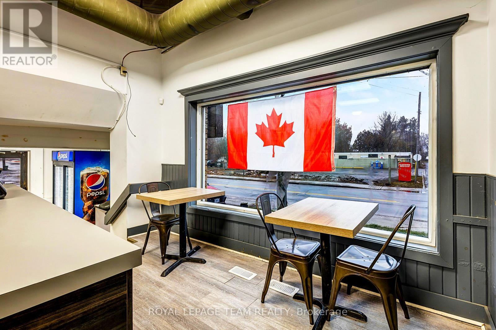 6594 Fourth Line Road, Ottawa, ON