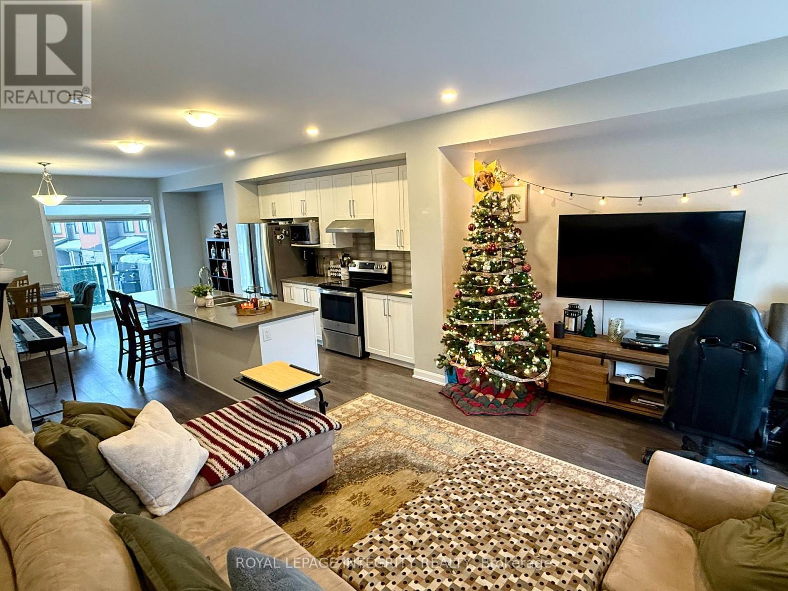 1079 Speedvale Court, Ottawa, ON - Indoor Photo Showing Living Room