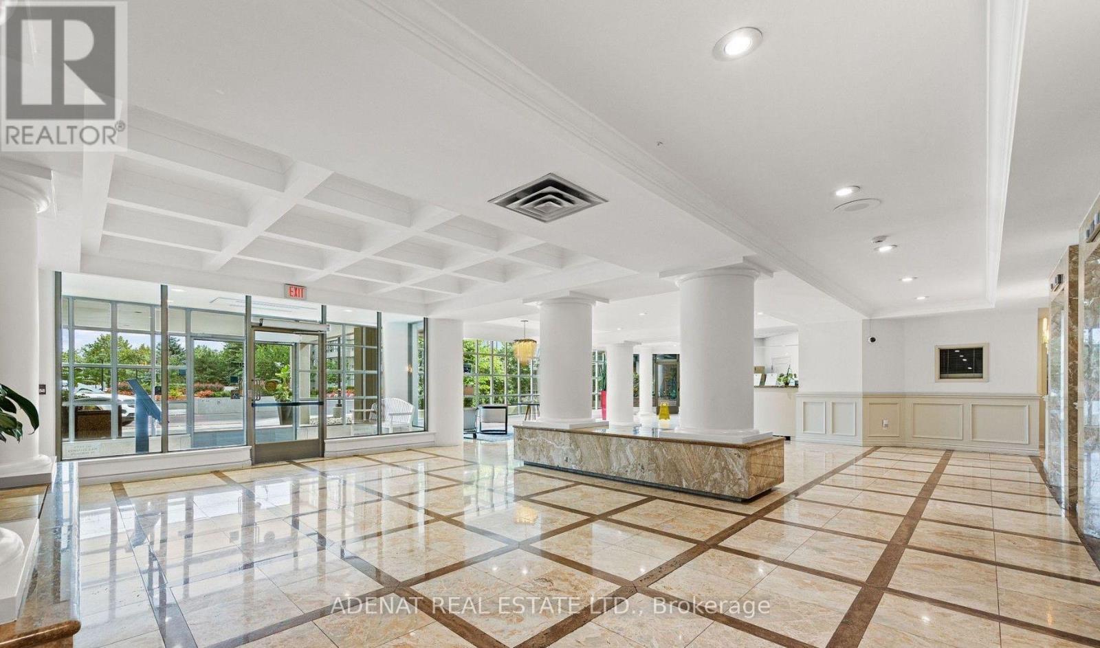 1810 - 7 Townsgate Drive, Vaughan, ON - Indoor Photo Showing Other Room