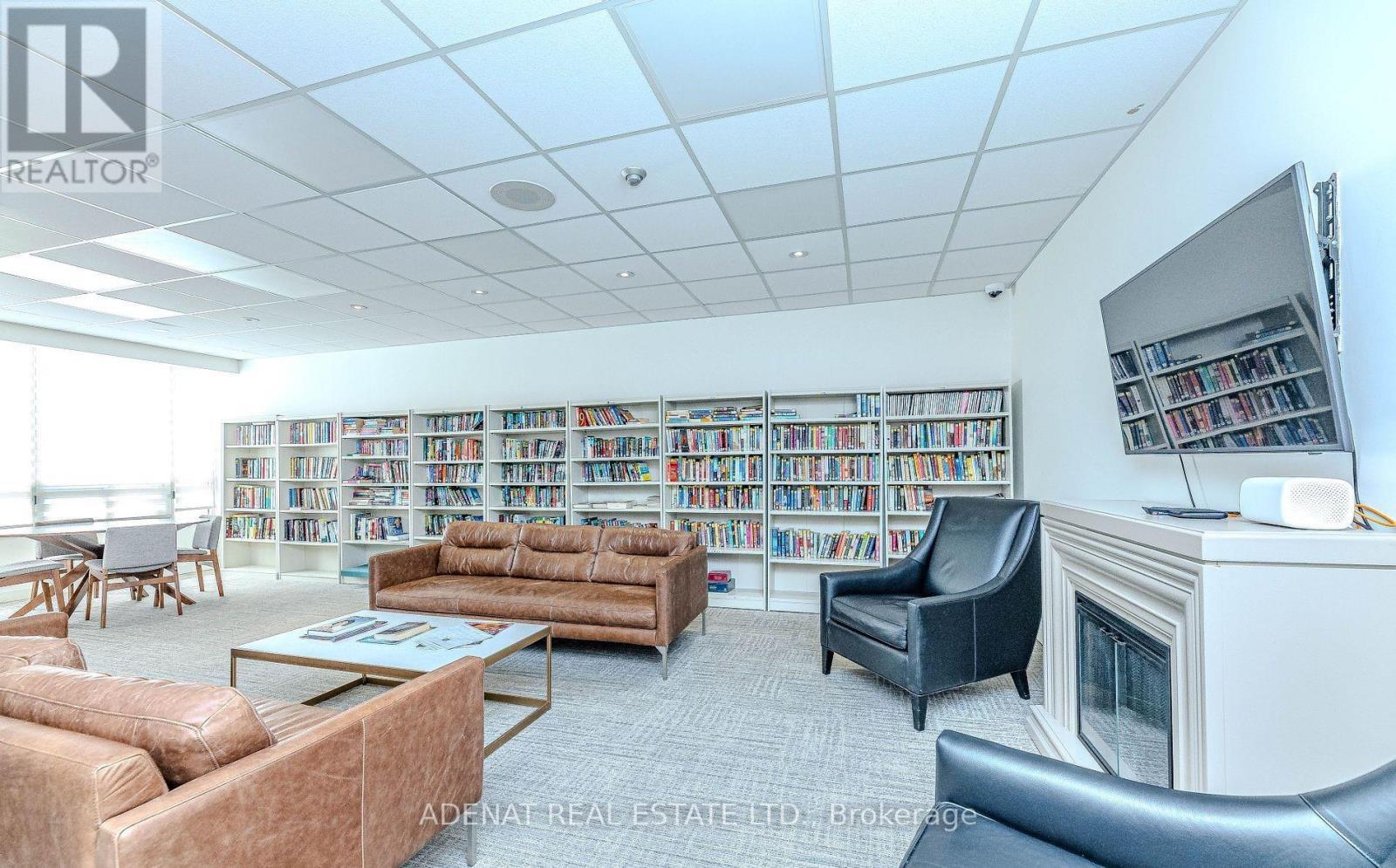 1810 - 7 Townsgate Drive, Vaughan, ON - Indoor