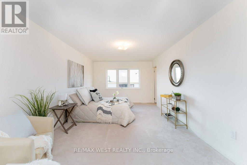 153 Sailors Landing Drive, Clarington, ON - Indoor Photo Showing Bedroom