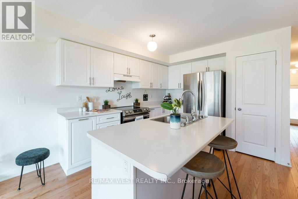 153 Sailors Landing Drive, Clarington, ON - Indoor Photo Showing Kitchen With Stainless Steel Kitchen