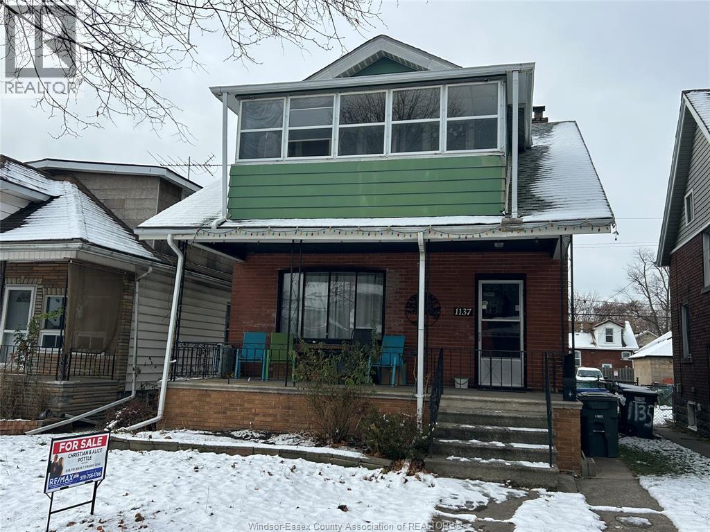 1137 Lincoln Road, Windsor, ON - Outdoor