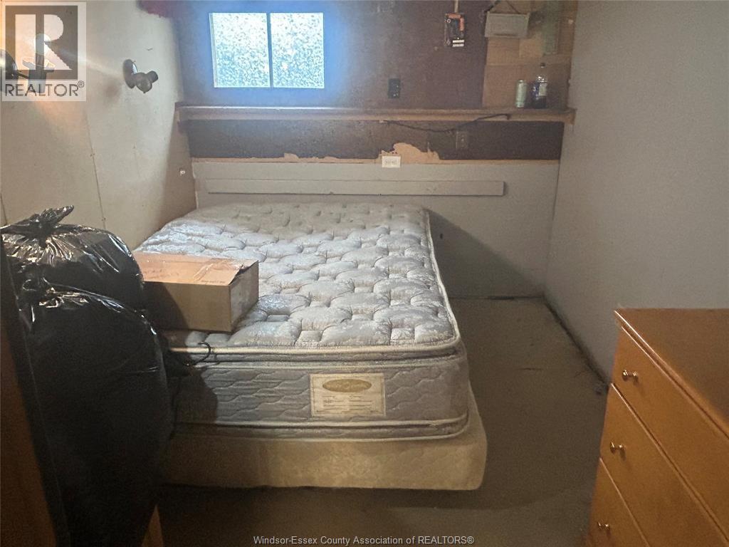 1137 Lincoln Road, Windsor, ON - Indoor