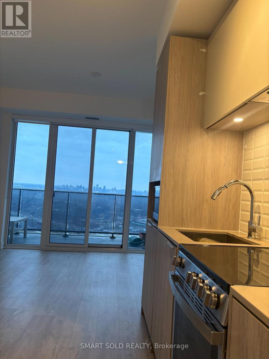 3601 - 70 Annie Craig Drive, Toronto, ON - Indoor