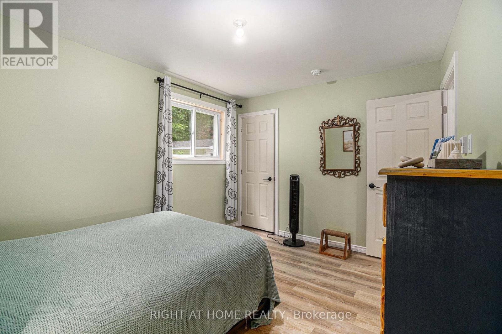 15 Willis James Lane, Mcnab/Braeside, ON - Indoor Photo Showing Bedroom