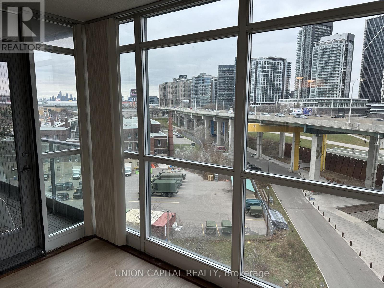 917 - 231 Fort York Boulevard, Toronto, ON - Indoor Photo Showing Other Room
