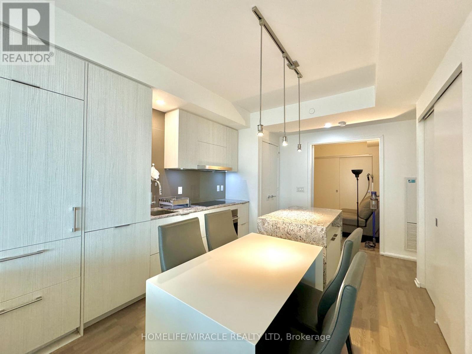 6307 - 1 Bloor Street, Toronto, ON