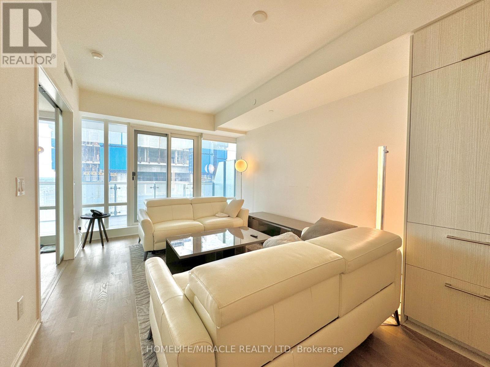 6307 - 1 Bloor Street, Toronto, ON