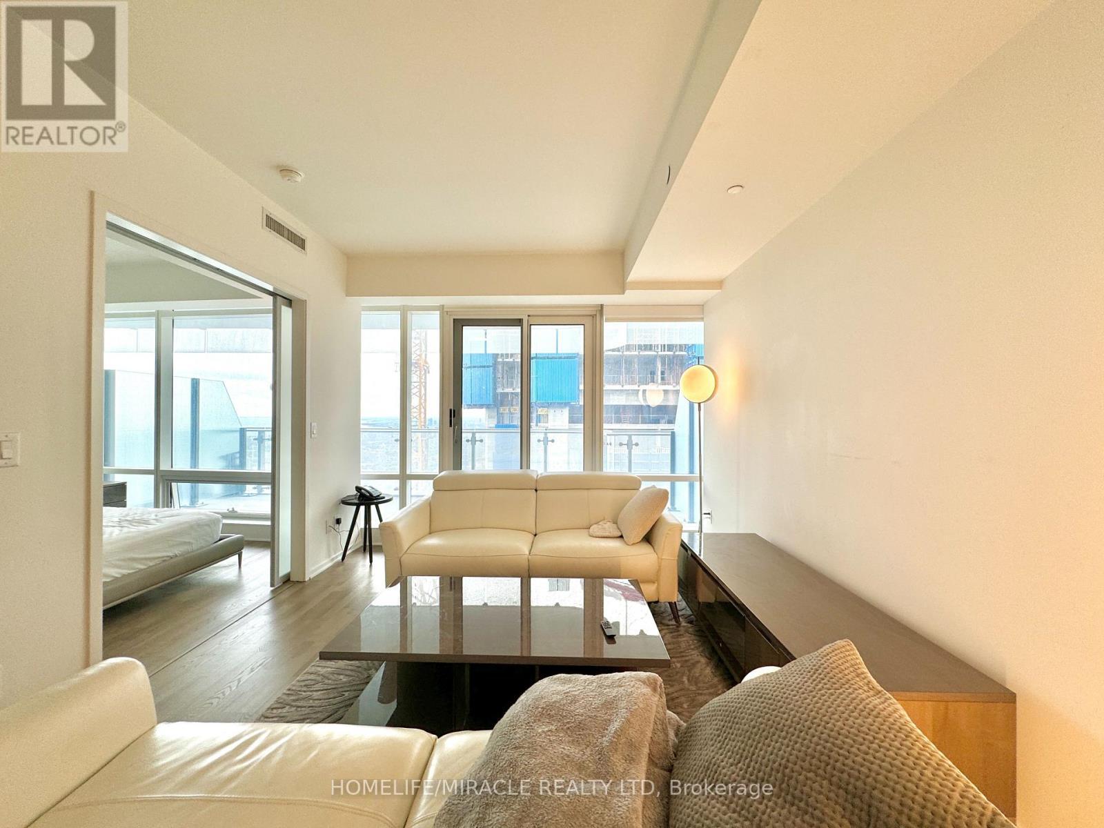 6307 - 1 Bloor Street, Toronto, ON