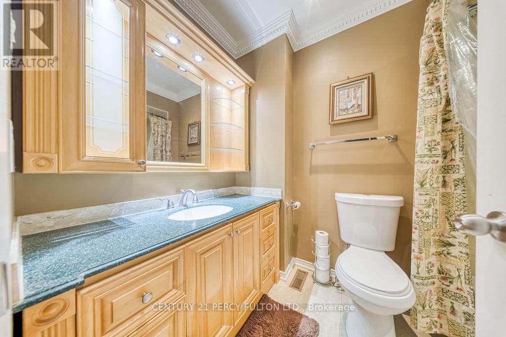 43 Windmill Boulevard, Brampton, ON - Indoor Photo Showing Bathroom