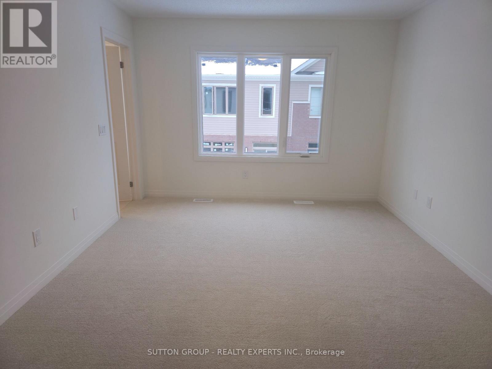 22 - 474 Provident Way, Hamilton, ON - Indoor Photo Showing Other Room