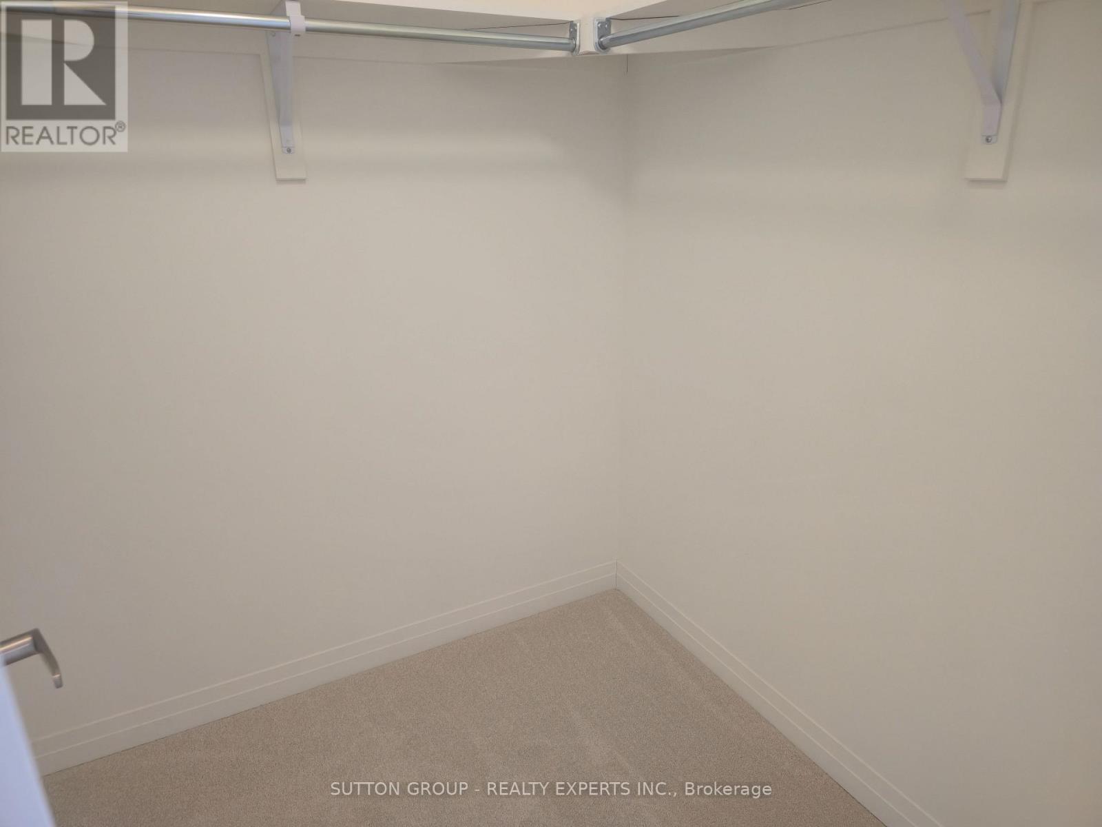 22 - 474 Provident Way, Hamilton, ON - Indoor With Storage