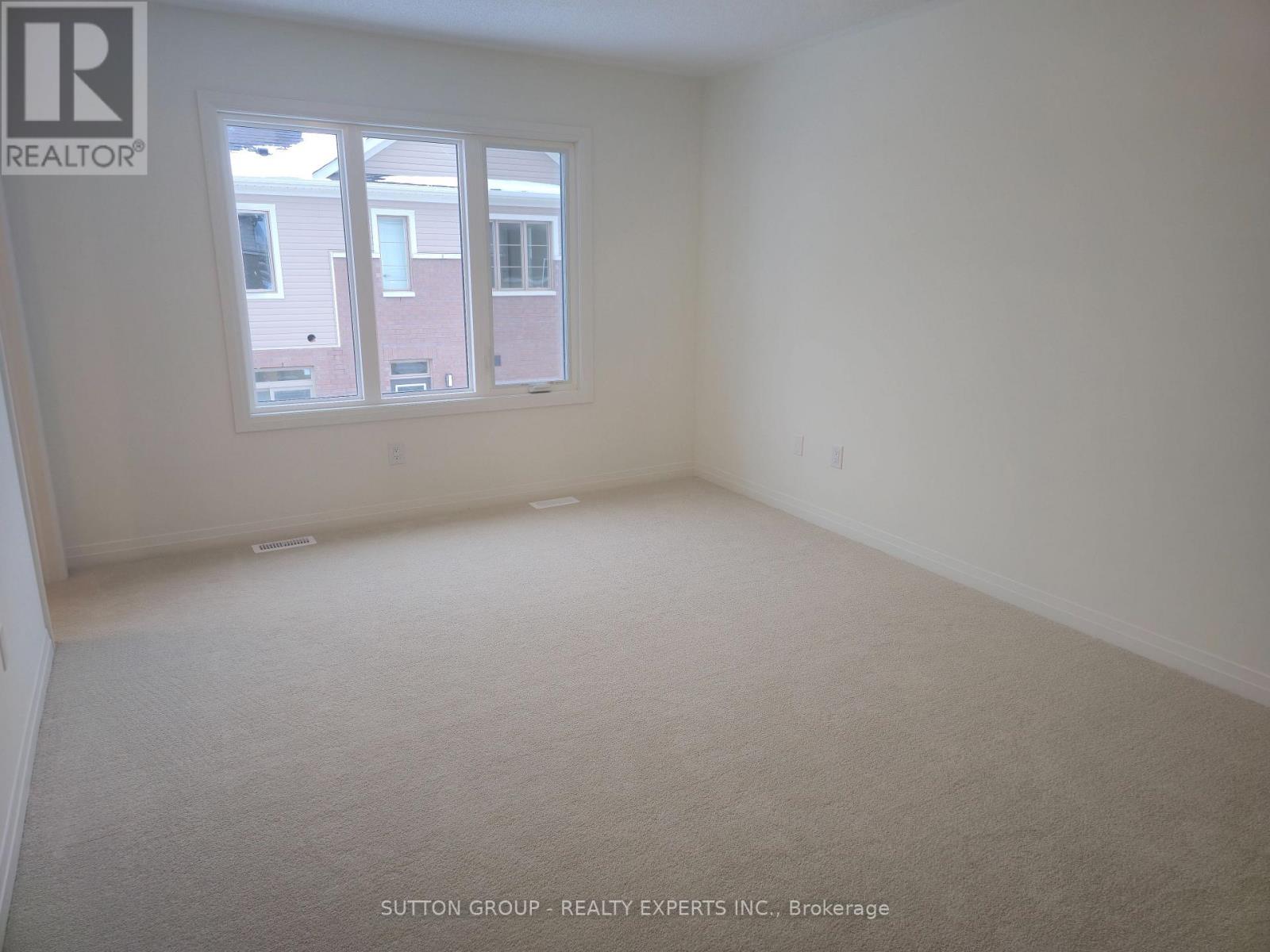 22 - 474 Provident Way, Hamilton, ON - Indoor Photo Showing Other Room