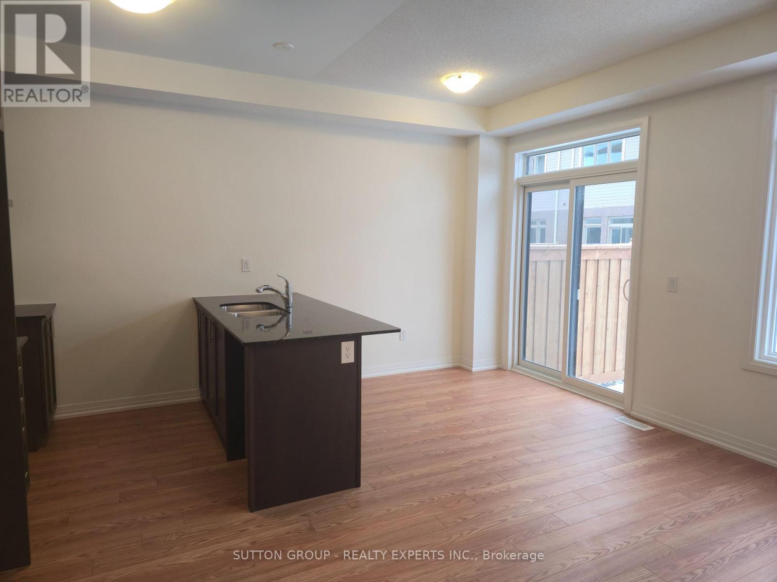 22 - 474 Provident Way, Hamilton, ON - Indoor Photo Showing Other Room
