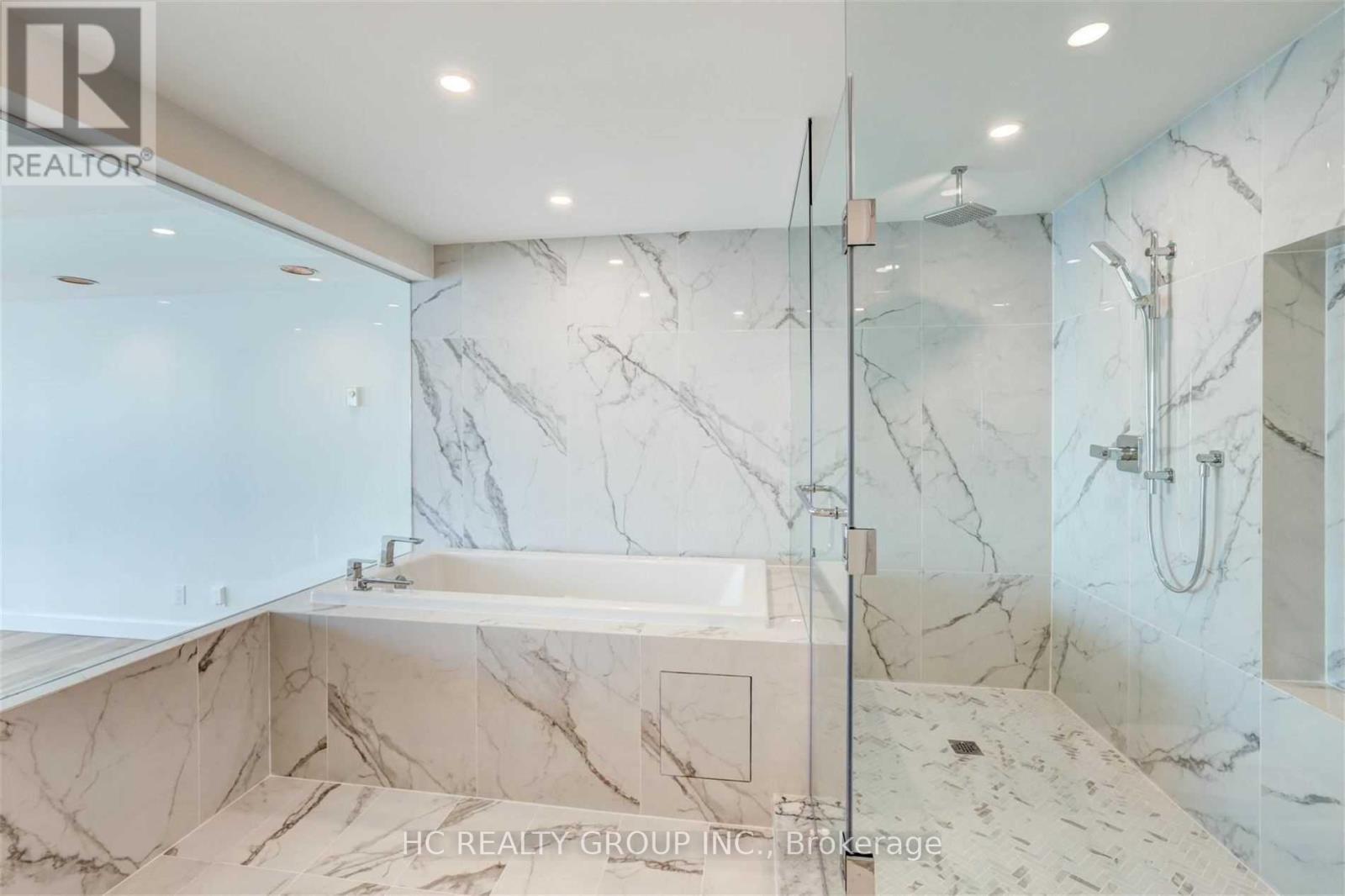 3008 - 99 Harbour Square, Toronto, ON - Indoor Photo Showing Bathroom