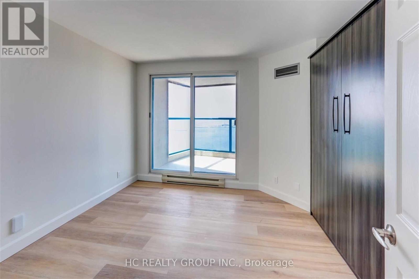 3008 - 99 Harbour Square, Toronto, ON - Indoor Photo Showing Other Room