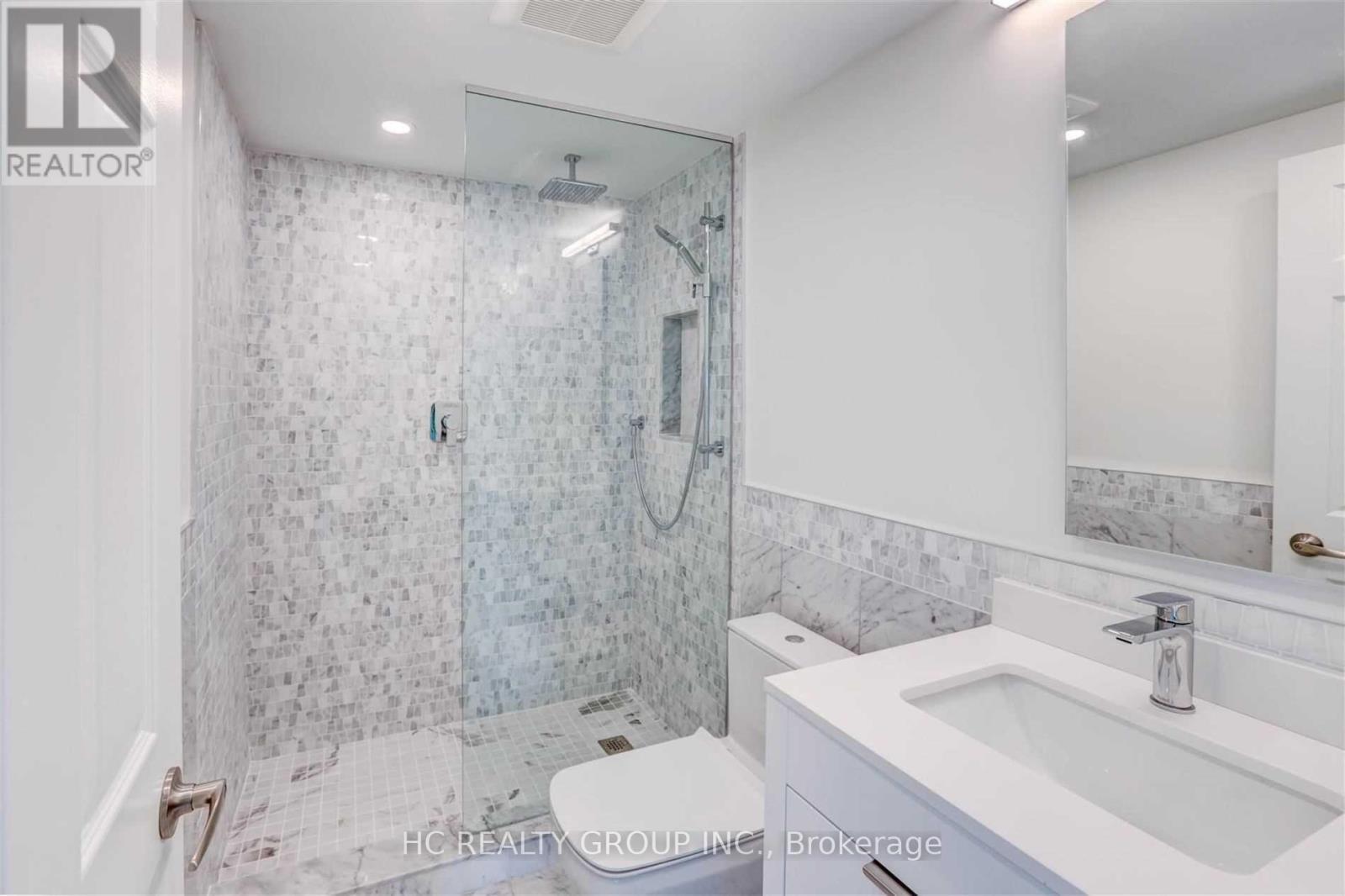 3008 - 99 Harbour Square, Toronto, ON - Indoor Photo Showing Bathroom