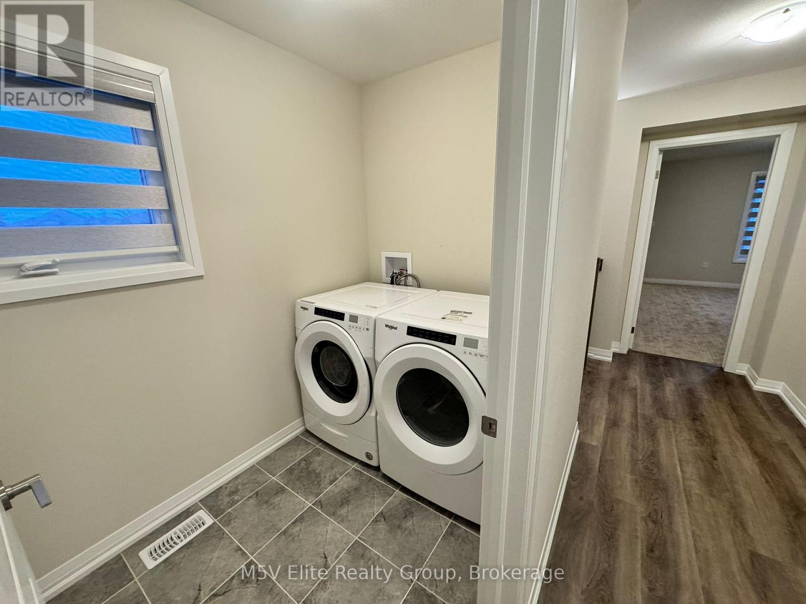 73 Marie Street, Pelham, ON - Indoor Photo Showing Laundry Room