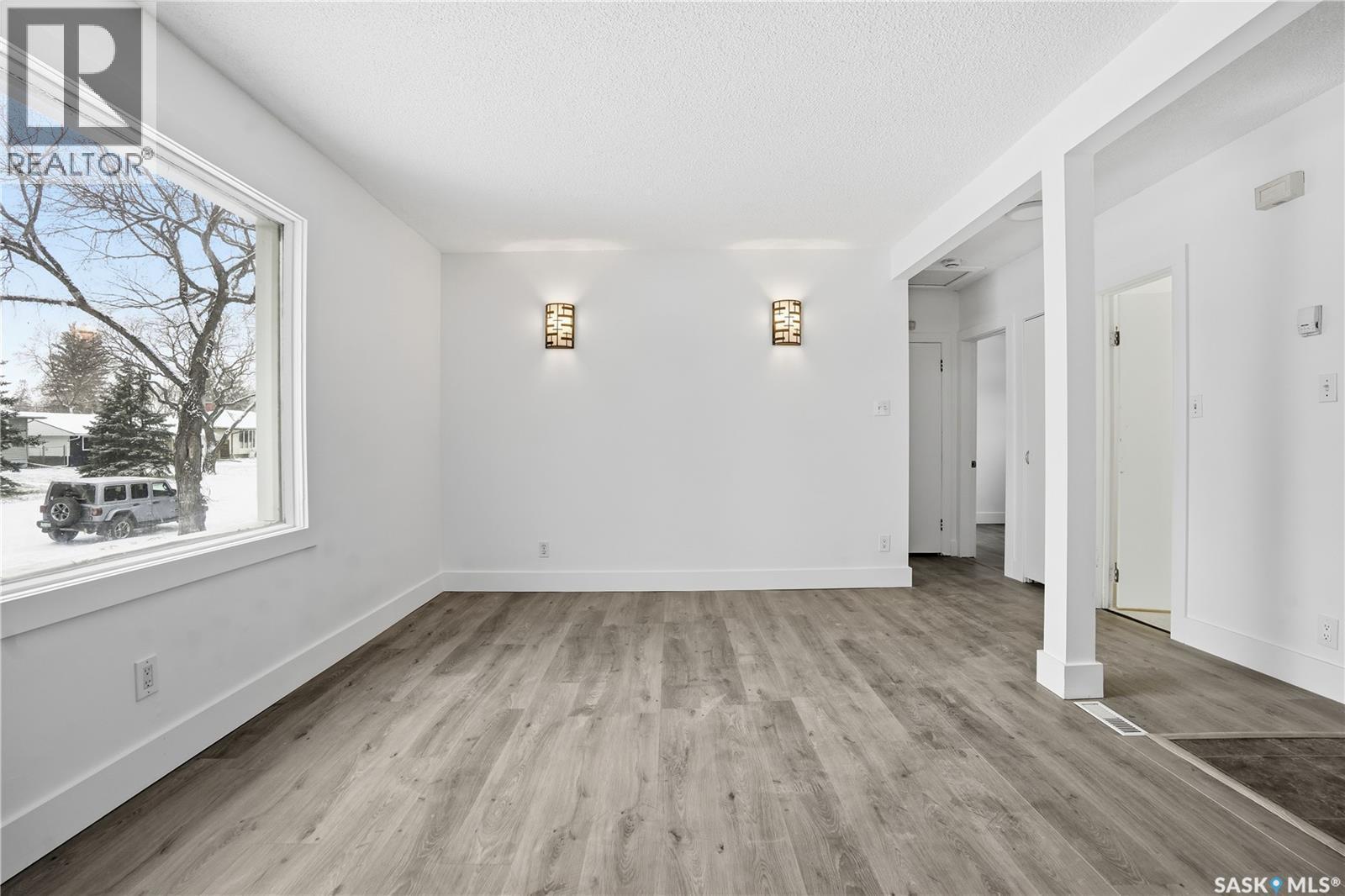 749 Royal Street, Regina, SK - Indoor Photo Showing Other Room