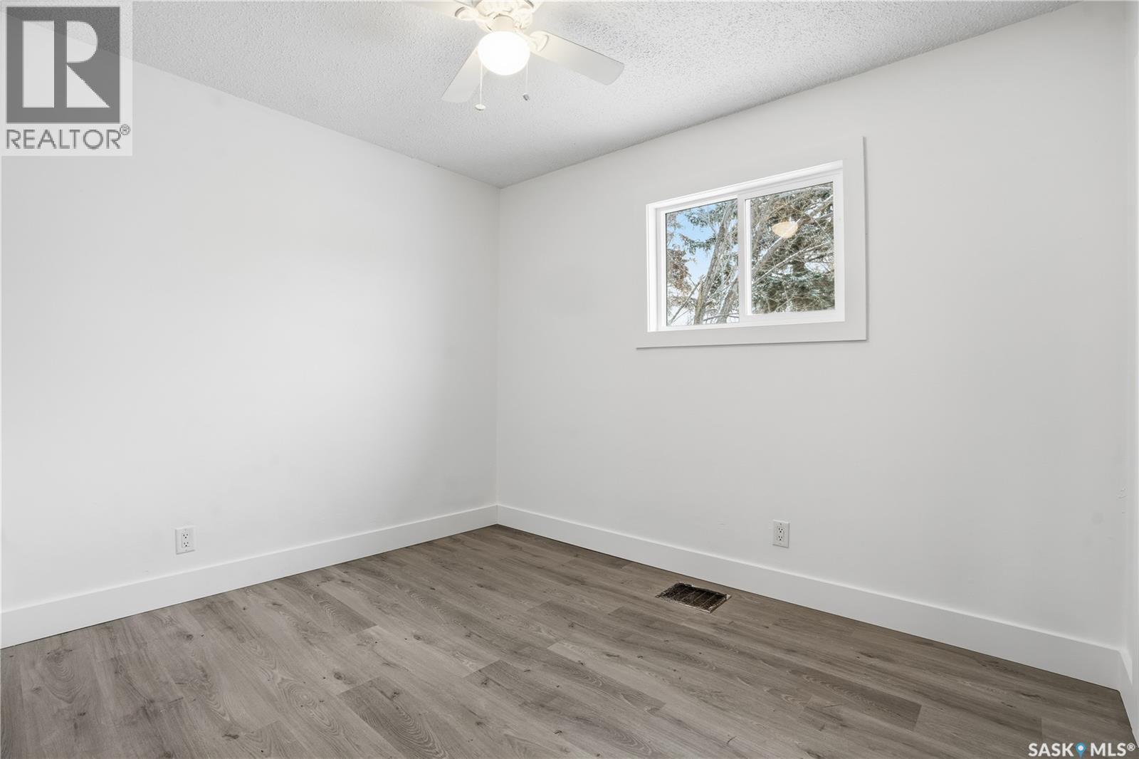 749 Royal Street, Regina, SK - Indoor Photo Showing Other Room