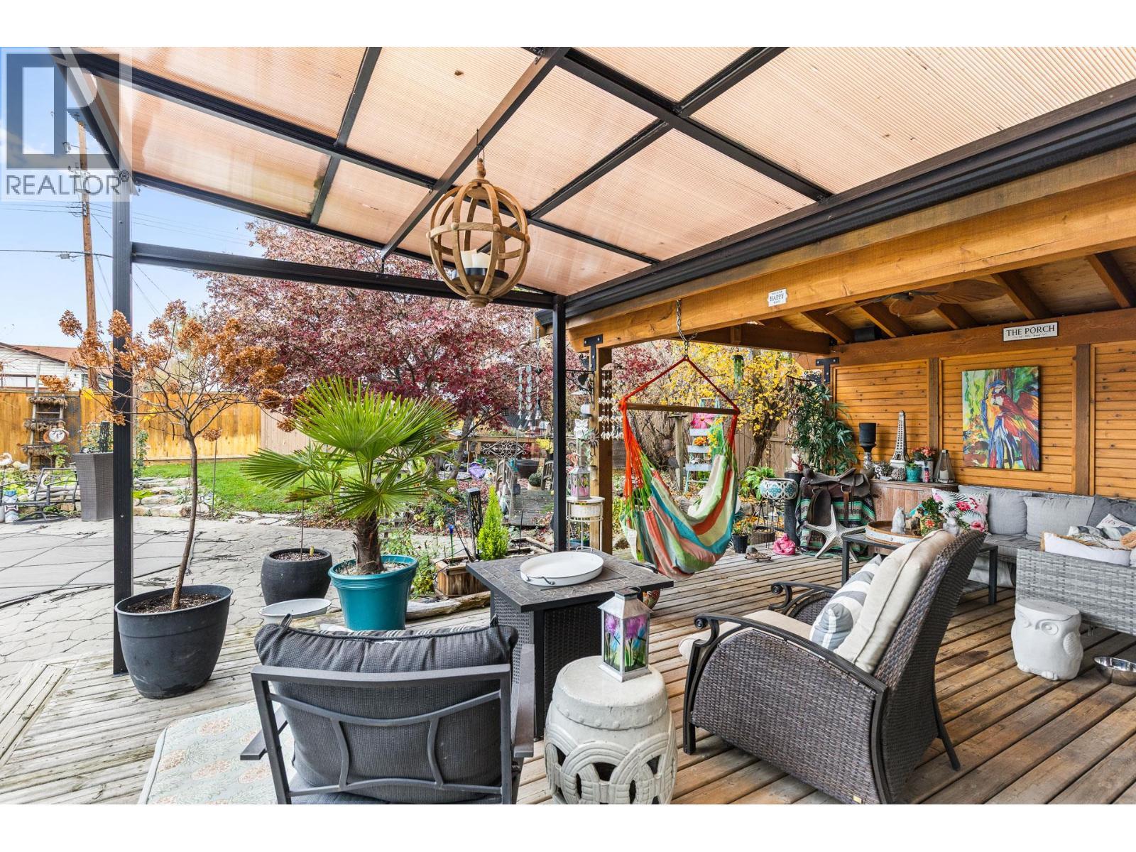 848 Liban Court, Kelowna, BC - Outdoor With Deck Patio Veranda With Exterior