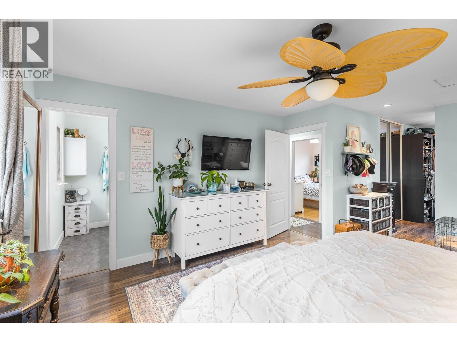 848 Liban Court, Kelowna, BC - Indoor Photo Showing Other Room