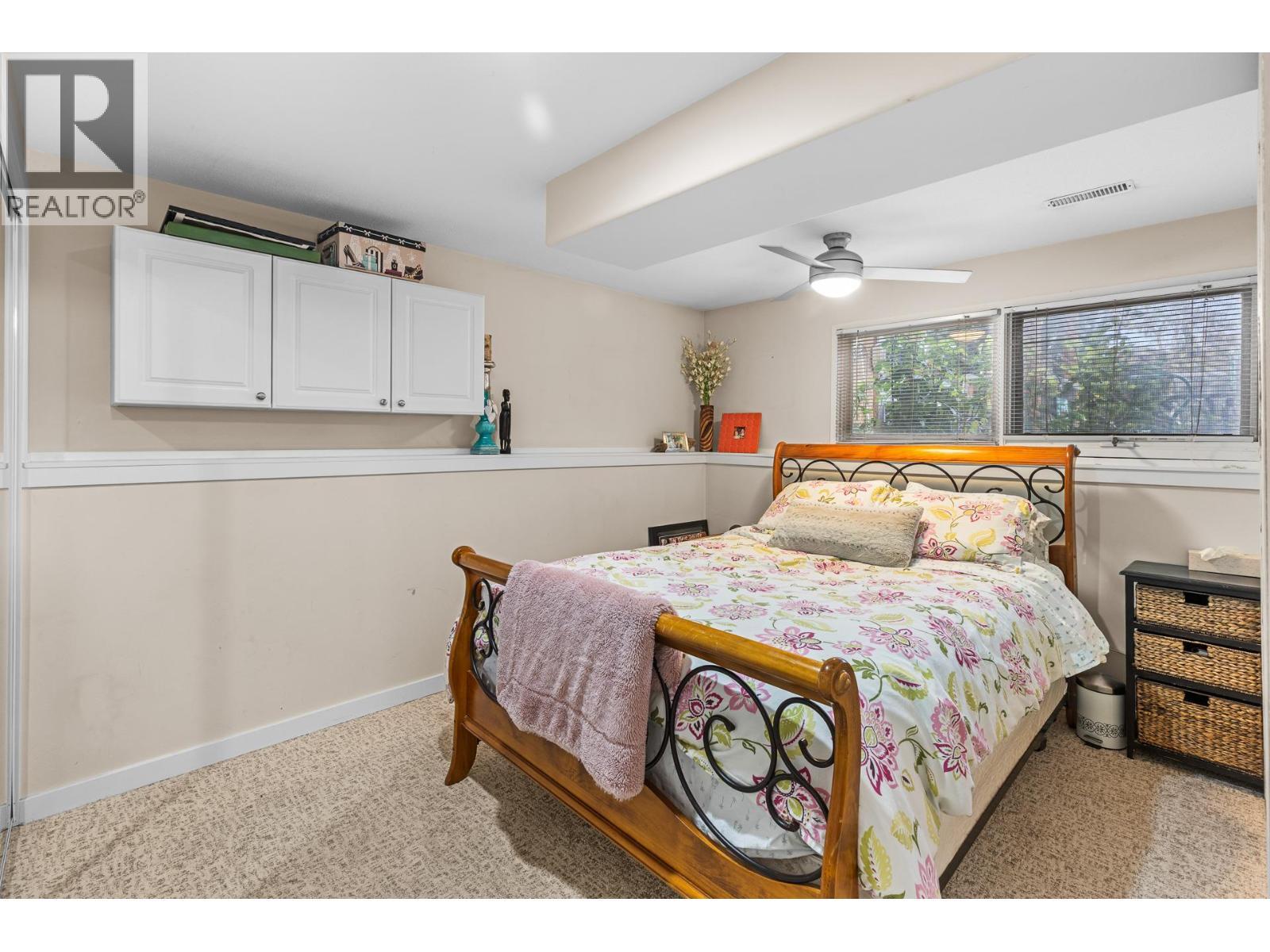 848 Liban Court, Kelowna, BC - Indoor Photo Showing Bedroom