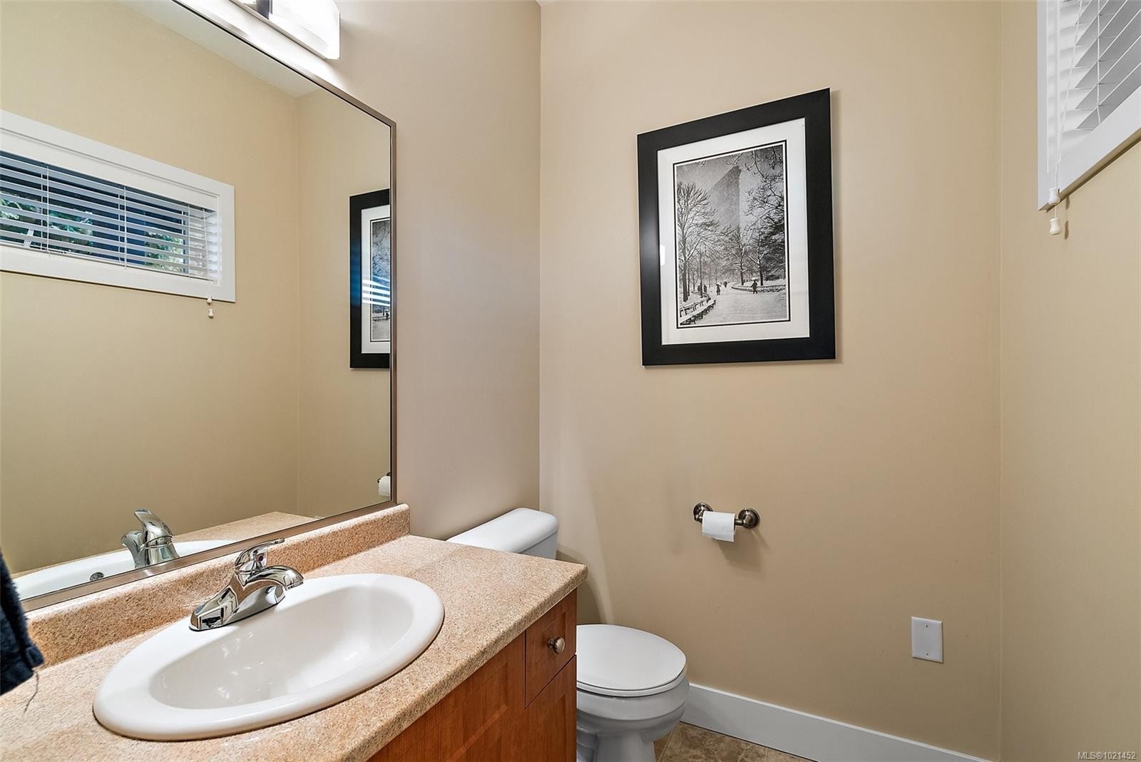 6-1893 Prosser Rd, Central Saanich, BC