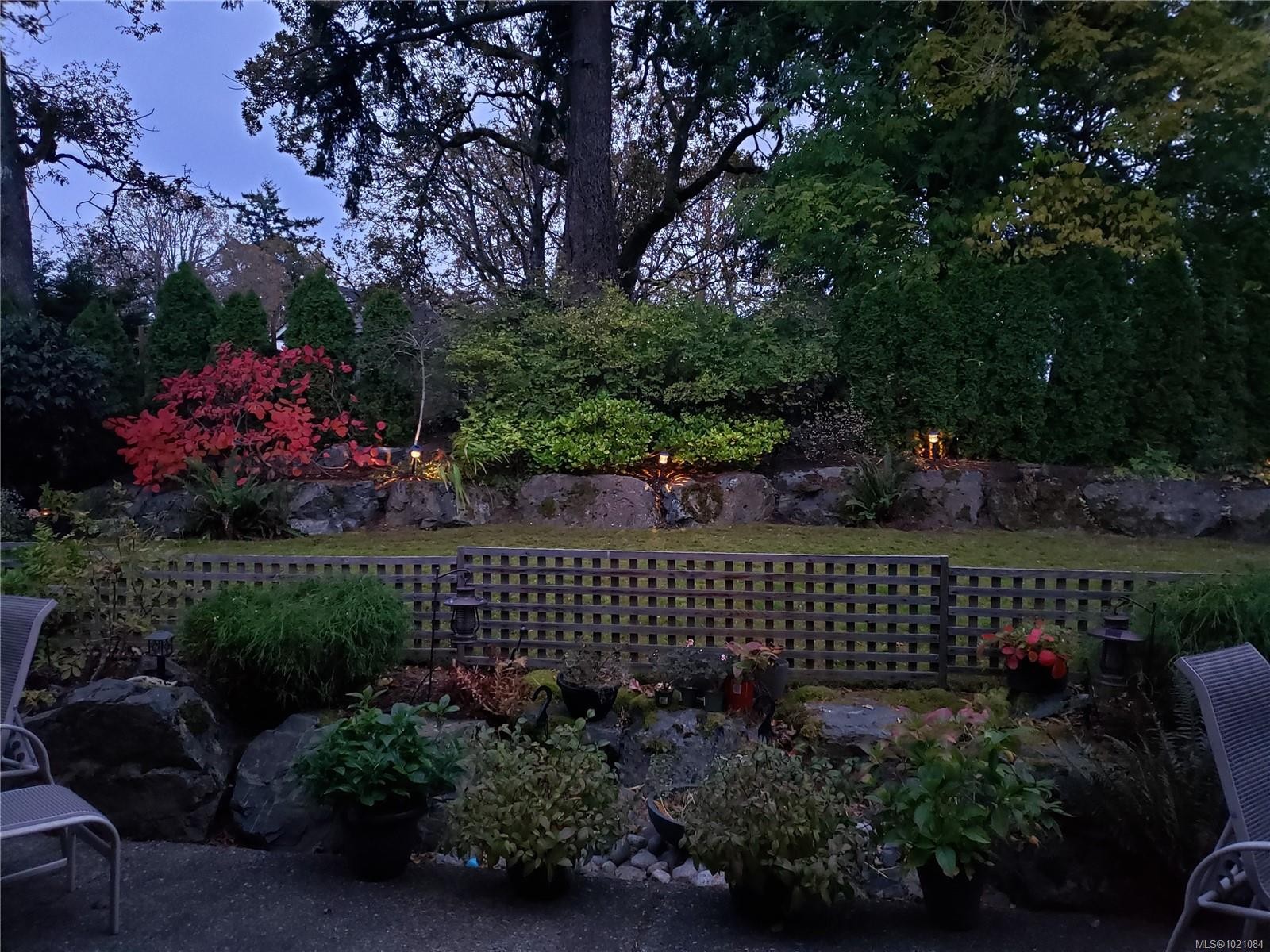 935 Lodge Ave, Saanich, BC