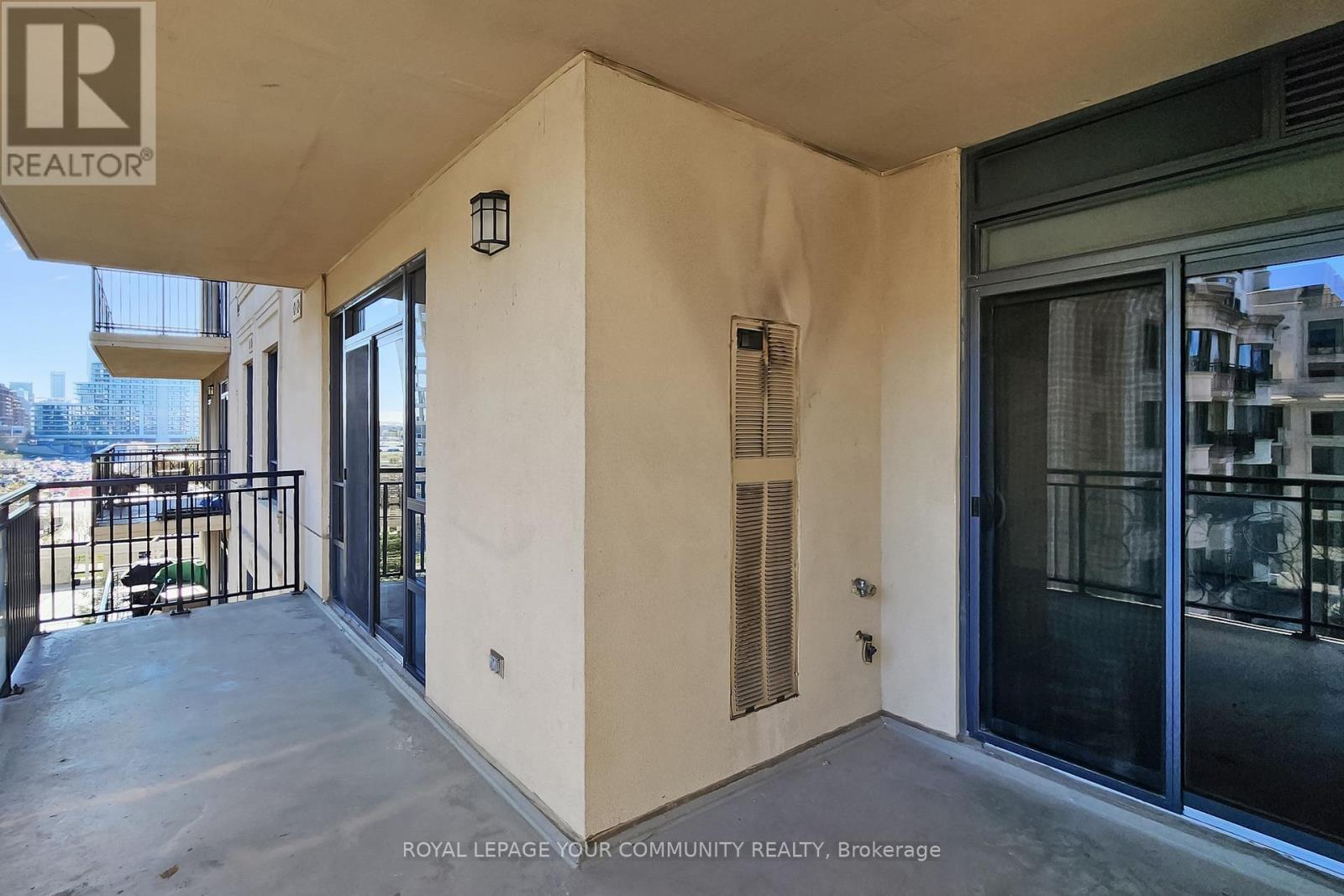 603C - 662 Sheppard Avenue E, Toronto, ON - Outdoor With Balcony With Exterior