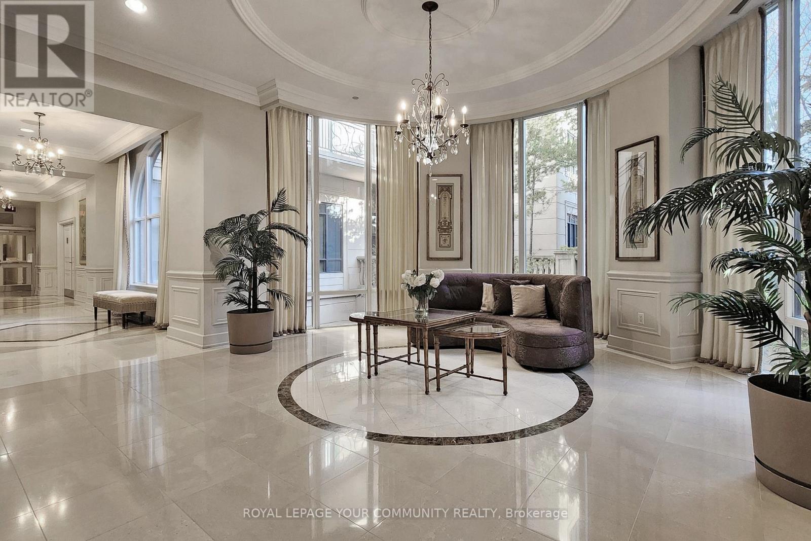 603C - 662 Sheppard Avenue E, Toronto, ON - Indoor Photo Showing Other Room