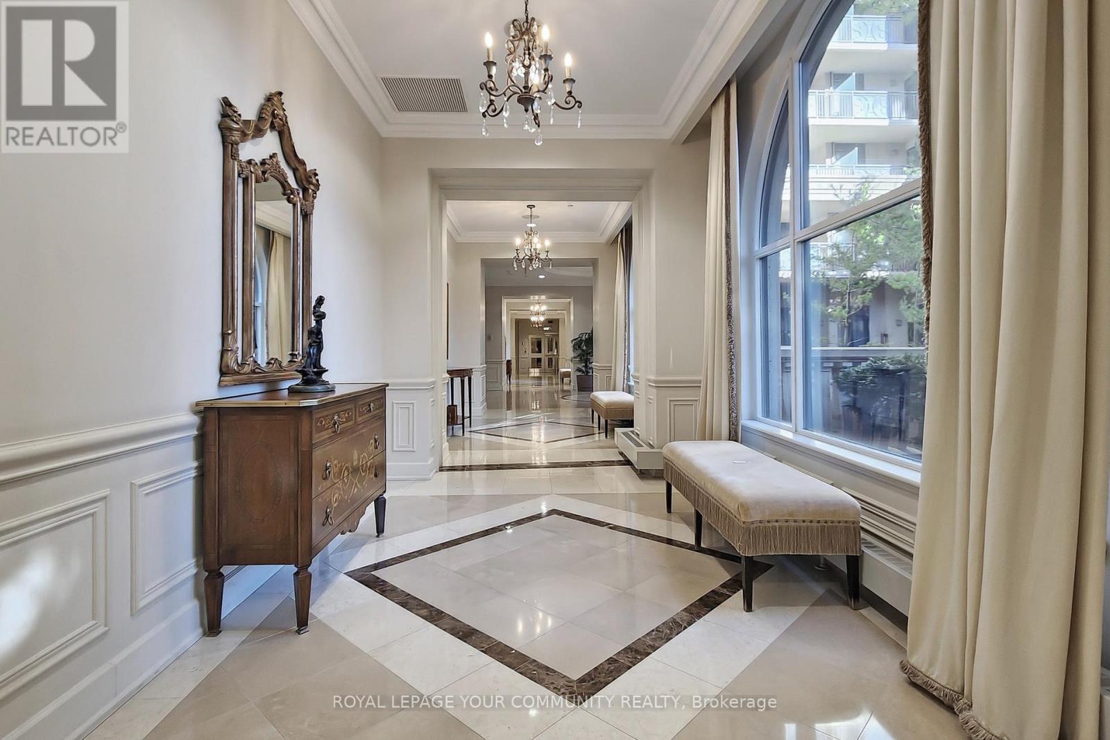 603C - 662 Sheppard Avenue E, Toronto, ON - Indoor Photo Showing Other Room