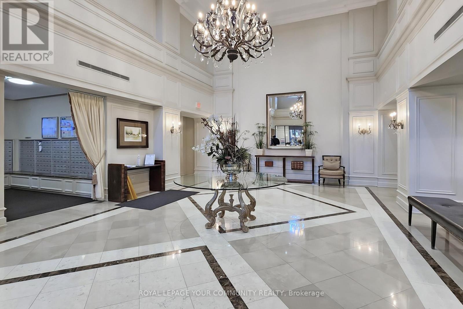 603C - 662 Sheppard Avenue E, Toronto, ON - Indoor Photo Showing Other Room